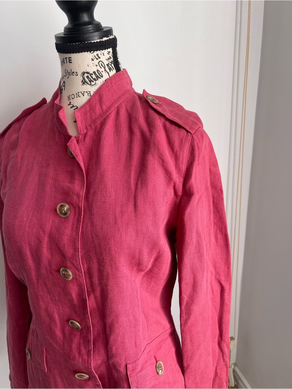MaxMara Deep Pink Hand Sown Button-Front Linen Blazer - Picture 6 of 12